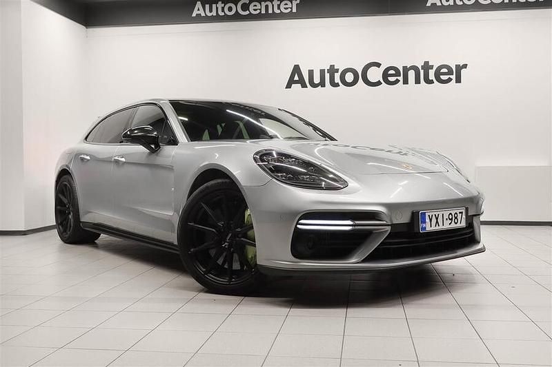 Sininen Käytetty 2019 Porsche Panamera Sport Turismo Farmari | 79 800 € - Kuva 1/4