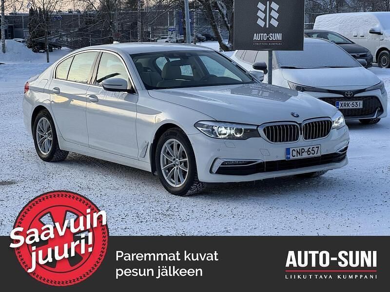 Valkoinen Käytetty 2019 BMW 530e Sedan | 22 900 € (Perustarjous) - Kuva 1/3