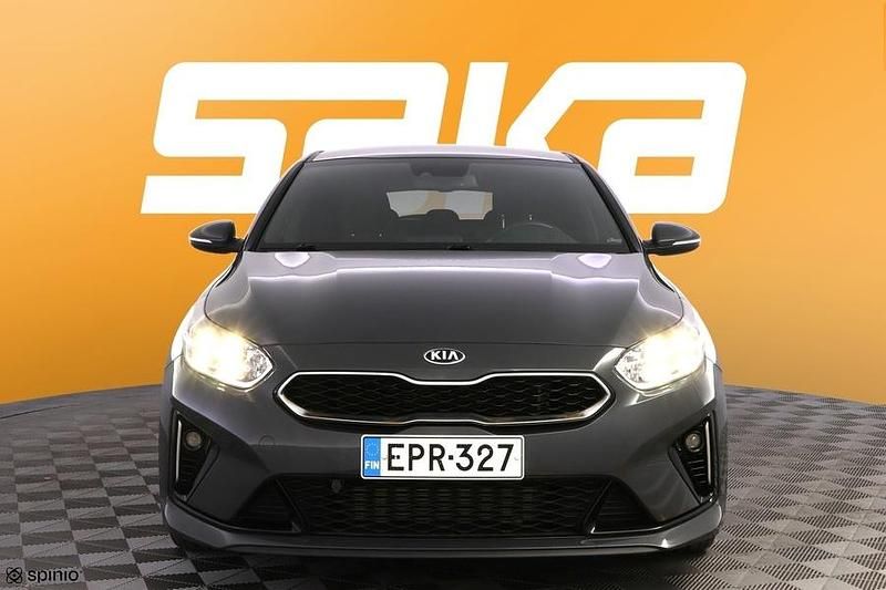 Käytetty Kia ProCeed GT-Line 136 HP (100 kW) 2019 Viistoperä