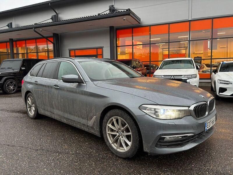 Käytetty 2018 BMW 520 Farmari | 23 800 € (Perustarjous) - Kuva 1/4
