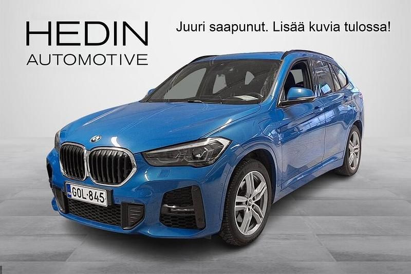 Käytetty BMW X1 M Sport 220 HP (161 kW) 2020 Sininen Katumaasturi