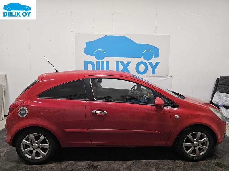 Käytetty Opel Corsa 80 HP (58 kW) 2007 Katumaasturi