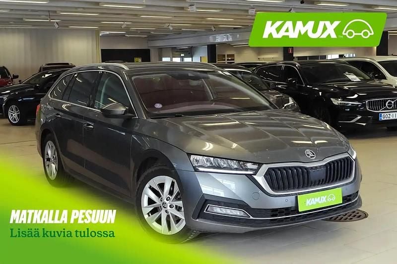 Käytetty Skoda Octavia Style 150 HP (110 kW) 2024 Hopea / harmaa Farmari