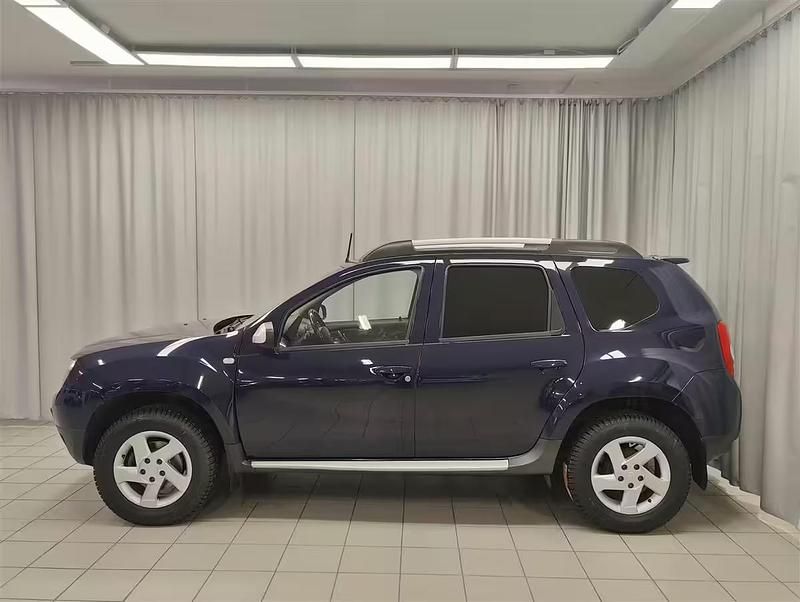 Käytetty Dacia Duster Lauréate 110 HP (80 kW) 2012 Sininen Katumaasturi