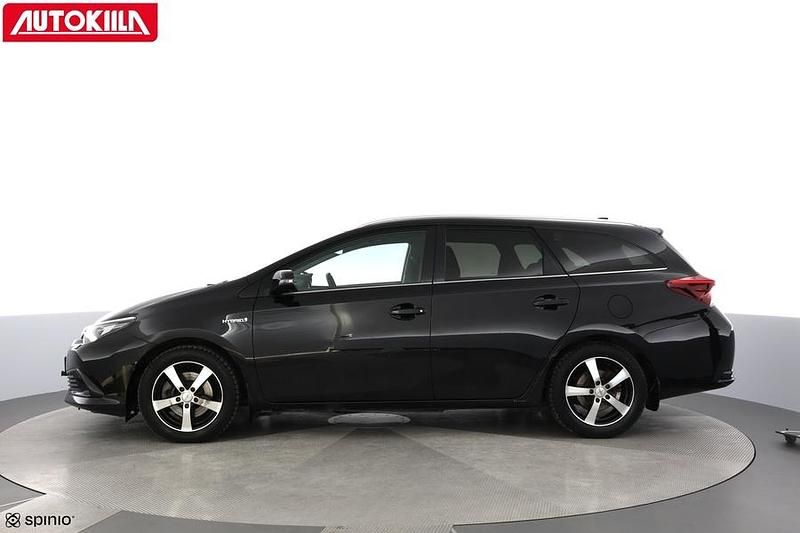 Käytetty Toyota Auris Touring Sports Style 99 HP (72 kW) 2016 Musta Farmari