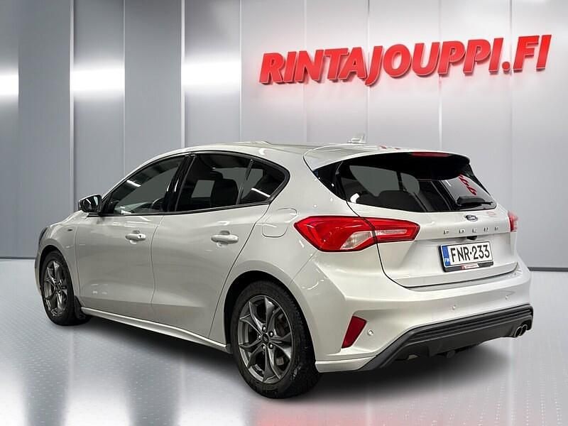 Käytetty Ford Focus ST-Line 151 HP (111 kW) 2019 Harmaa Viistoperä