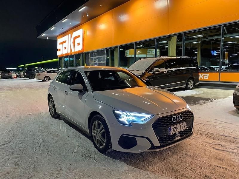 Käytetty 2022 Audi A3 Sportback e-tron Business Viistoperä | 19 900 € (Perustarjous) - Kuva 1/4