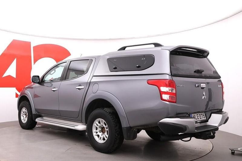 Käytetty Mitsubishi L200 181 HP (133 kW) 2018 Harmaa Nouto