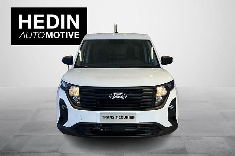 Käytetty Ford Transit Trend 101 HP (74 kW) 2025 Valkoinen Van