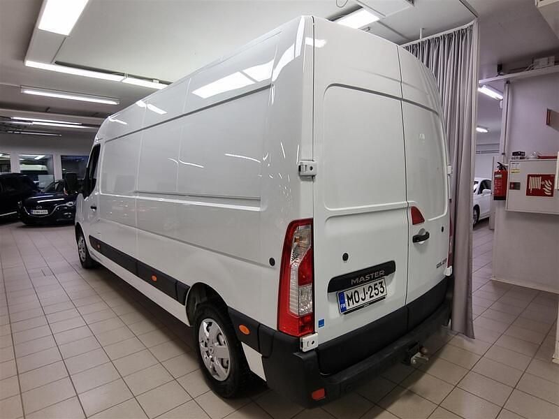 Käytetty Renault Master 150 HP (110 kW) 2022 Valkoinen Van