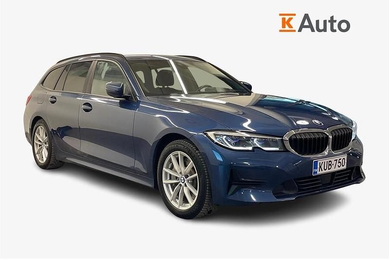 Käytetty BMW 330e 292 HP (214 kW) 2021 Sininen Farmari
