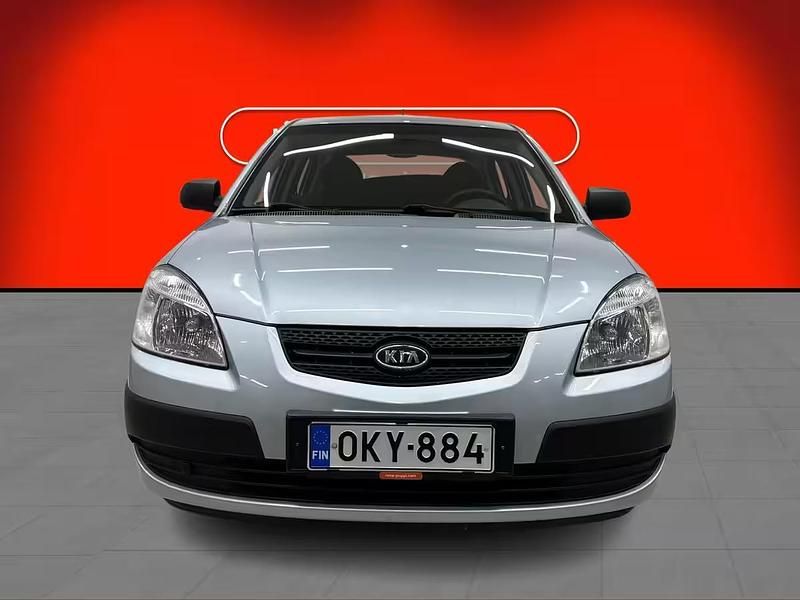 Käytetty Kia Rio LX 2007