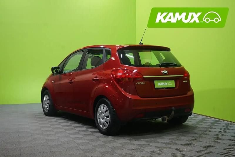 Käytetty Kia Venga EX 90 HP (66 kW) 2015 Punainen Viistoperä