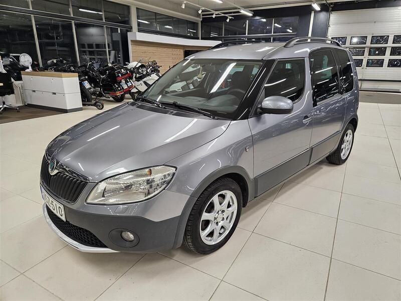 Hopea Käytetty 2012 Skoda Roomster Adventure Tila-auto | 5 990 € - Kuva 1/4
