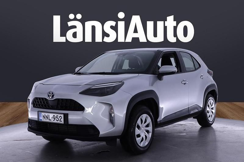 Käytetty 2023 Toyota Yaris Cross Active Katumaasturi | 24 250 € (Supertarjous) - Kuva 1/1