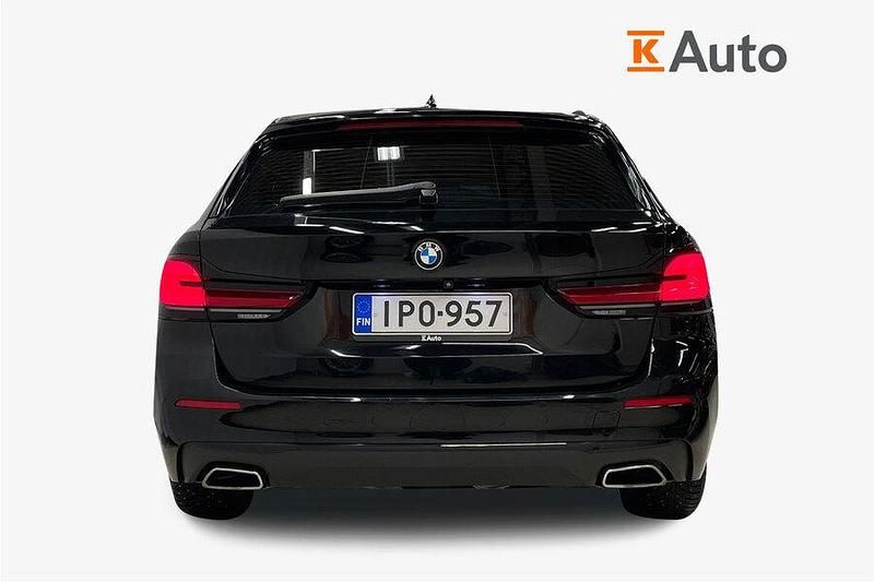 Käytetty BMW 520 201 HP (147 kW) 2022 Farmari