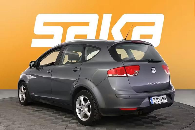 Käytetty Seat Altea XL Copa 140 HP (102 kW) 2012 Tila-auto