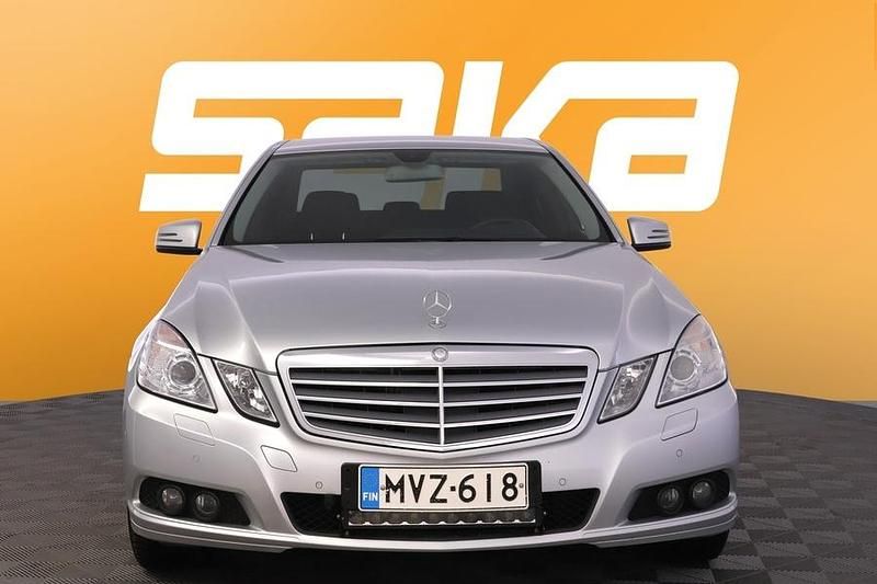 Käytetty Mercedes E220 170 HP (125 kW) 2009 Sedan