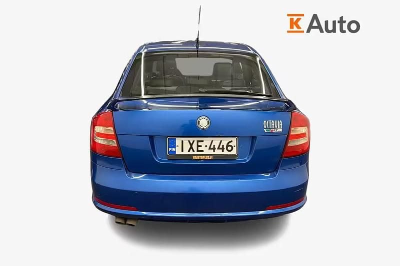 Käytetty Skoda Octavia Ambiente 200 HP (147 kW) 2008 Punainen Farmari