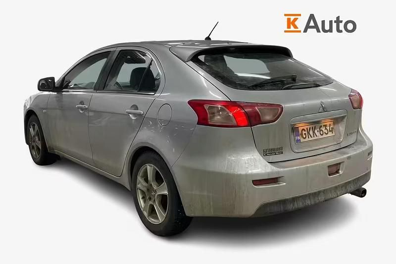 Käytetty Mitsubishi Lancer Sportback Invite 117 HP (86 kW) 2012 Harmaa Viistoperä