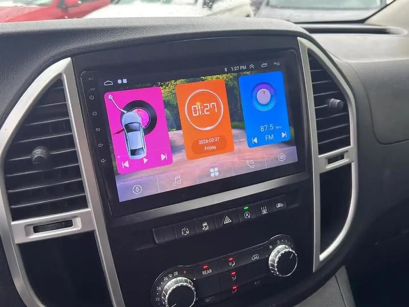 Käytetty Mercedes Vito 136 HP (100 kW) 2015 Musta Van