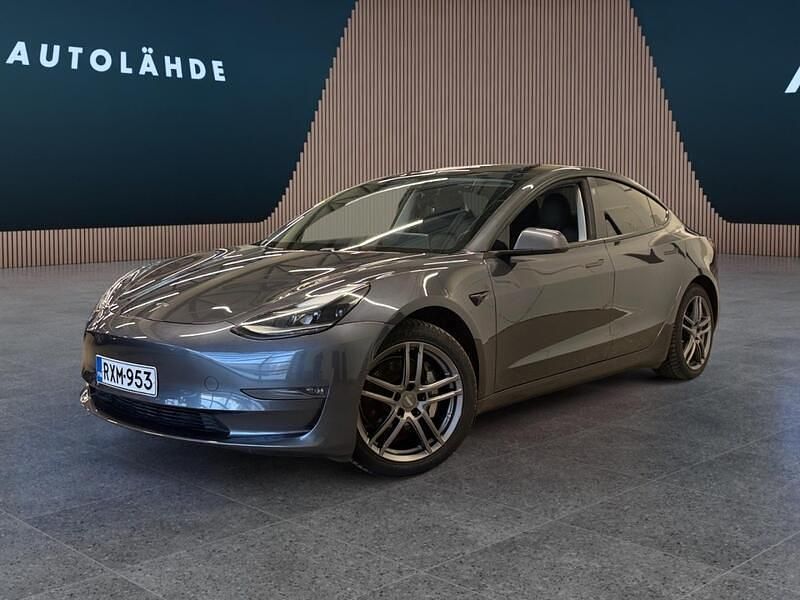 Käytetty 2021 Tesla Model 3 Long Range AWD Sedan | 27 750 € (Perustarjous) - Kuva 1/3