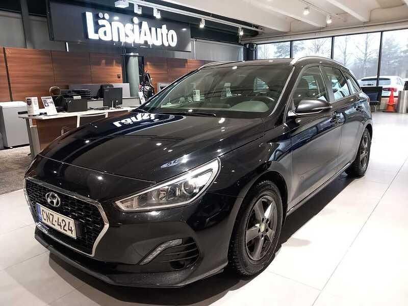 Musta Käytetty 2020 Hyundai i30 Comfort Farmari | 15 650 € (Perustarjous) - Kuva 1/2