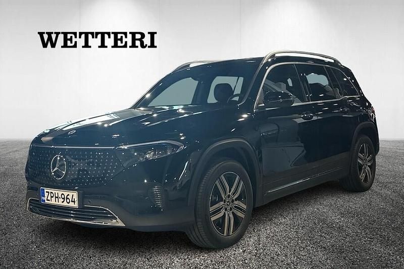 Käytetty Mercedes EQB300 Business 167 kW (228 HP) 2025 Musta Katumaasturi