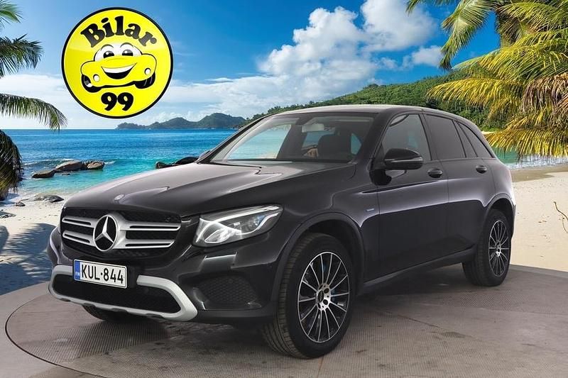 Käytetty 2017 Mercedes GLC350 Business Katumaasturi | 23 590 € (Perustarjous) - Kuva 1/3