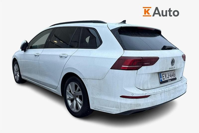 Käytetty VW Golf VIII Comfortline 116 HP (85 kW) 2025 Valkoinen Farmari