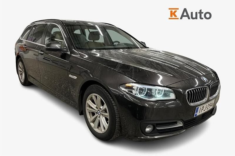 Ruskea Käytetty 2016 BMW 520 Farmari | 14 900 € (Supertarjous) - Kuva 1/3