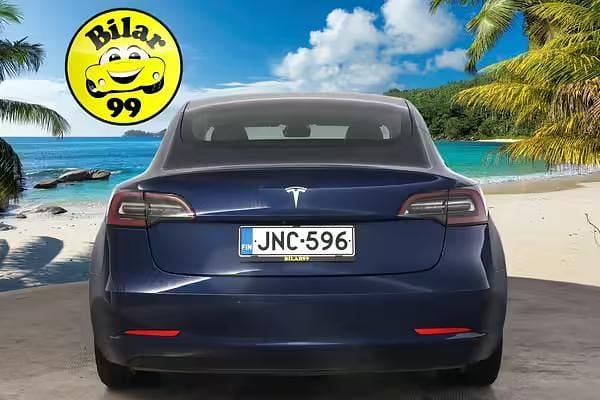 Käytetty Tesla Model 3 Standard Range Plus 239 kW (325 HP) 2020 Sedan