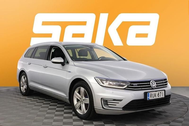 Käytetty 2018 VW Passat GTE Farmari | 14 990 € (Perustarjous) - Kuva 1/3