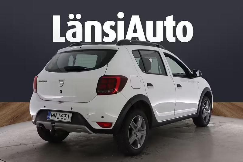 Käytetty Dacia Sandero Stepway 90 HP (66 kW) 2017