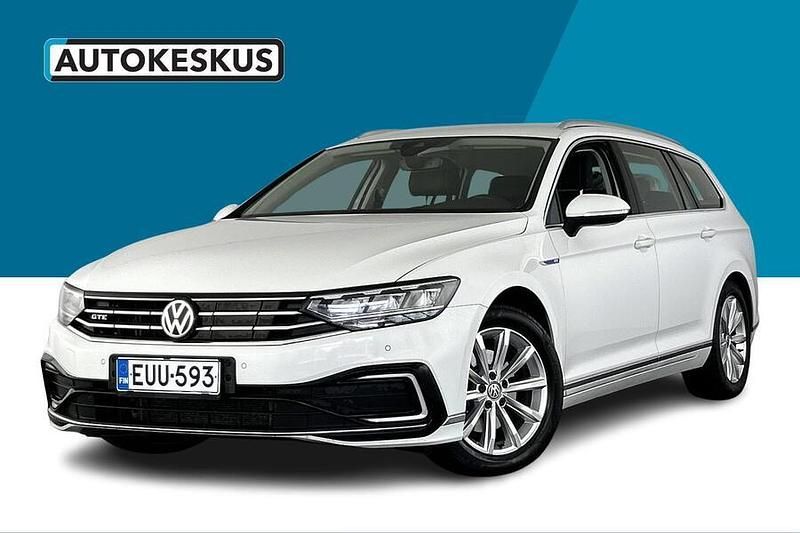 Valkoinen Käytetty 2020 VW Passat GTE Farmari | 16 900 € (Perustarjous) - Kuva 1/2