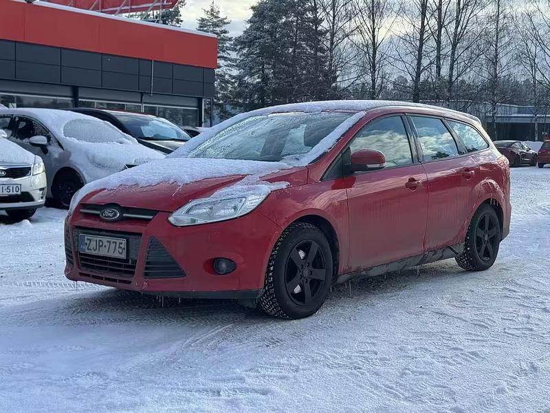Käytetty Ford Focus Trend 2012 Farmari