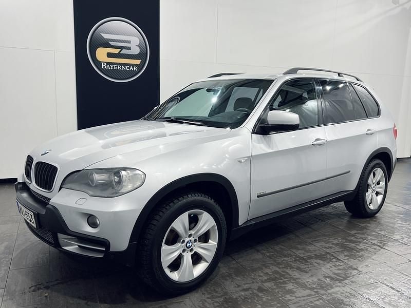 Harmaa Käytetty 2007 BMW X5 Katumaasturi | 10 800 € - Kuva 1/4