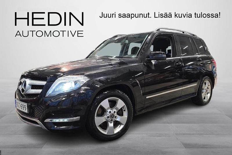 Musta Käytetty 2013 Mercedes GLK220 Business Katumaasturi | 11 890 € (Hyvä tarjous) - Kuva 1/4