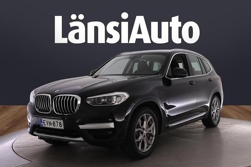 Musta Käytetty 2021 BMW X3 Katumaasturi | 29 400 € (Supertarjous) - Kuva 1/1
