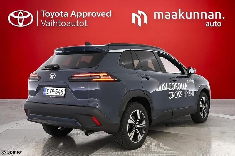 Uusi Toyota Corolla Cross Premium 197 HP (144 kW) 2025 Harmaa Katumaasturi