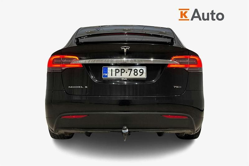 Käytetty Tesla Model X 244 kW (332 HP) 2018 Musta Katumaasturi