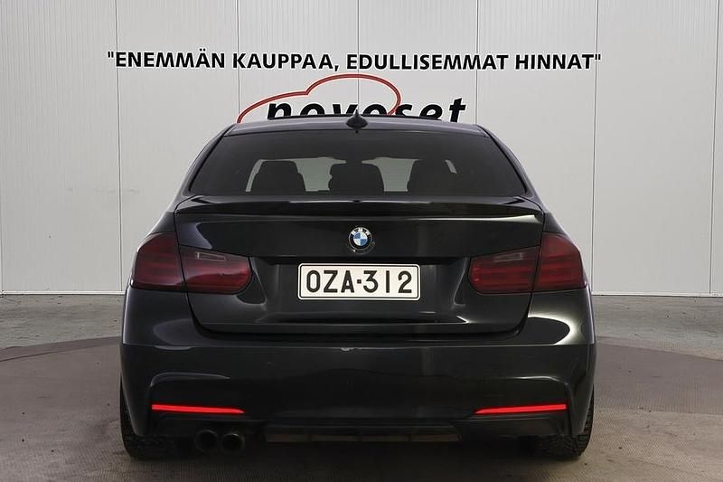 Käytetty BMW 328 M Sport 245 HP (180 kW) 2012 Musta Sedan