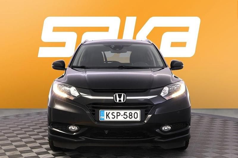 Käytetty Honda HR-V Executive 120 HP (88 kW) 2017 Katumaasturi