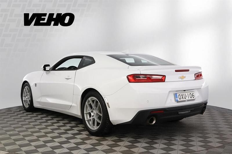 Käytetty Chevrolet Camaro 275 HP (202 kW) 2018 Valkoinen Coupe - kaksiovinen