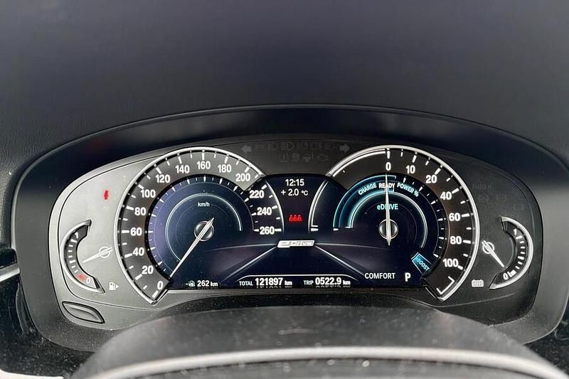 Käytetty BMW 530e Sport Line 252 HP (185 kW) 2018 Sedan