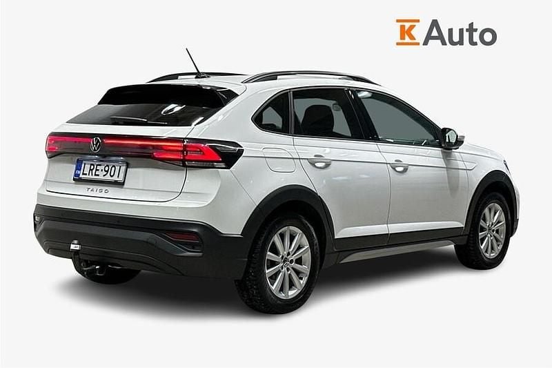 Käytetty VW Taigo Business 110 HP (80 kW) 2022 Valkoinen Katumaasturi