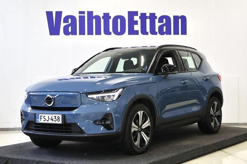 Sininen Käytetty 2023 Volvo XC40 Core Katumaasturi | 31 950 € (Hyvä tarjous) - Kuva 1/2