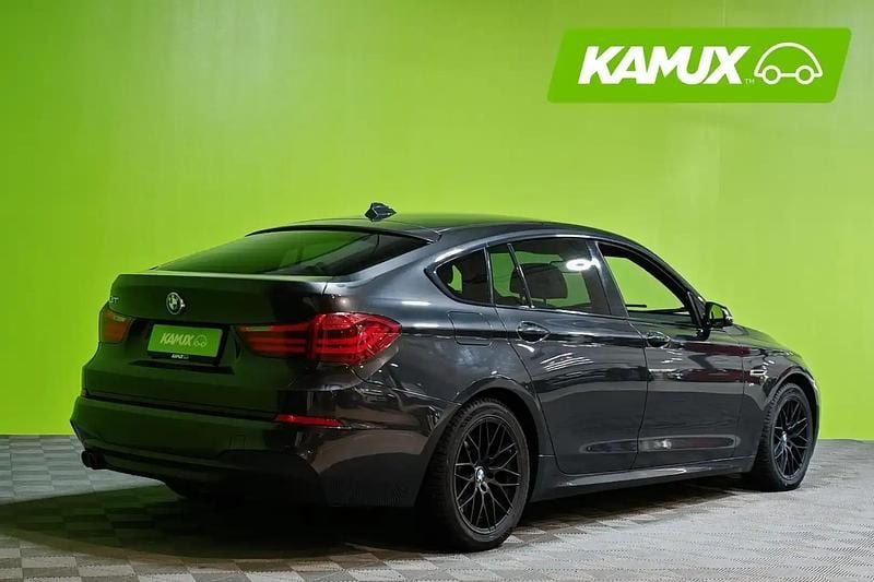 Käytetty BMW 530 Gran Turismo M Sport 258 HP (189 kW) 2015 Hopea / harmaa Sedan