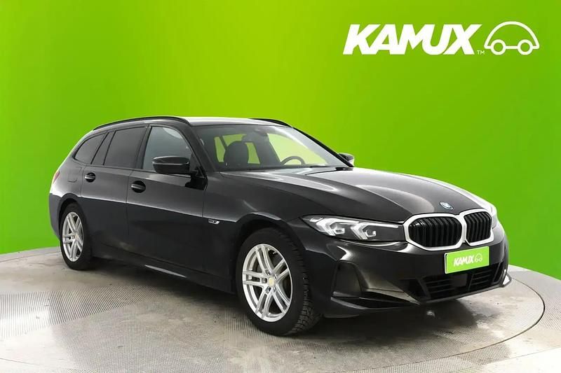 Käytetty BMW 330e 292 HP (214 kW) 2023 Musta Farmari