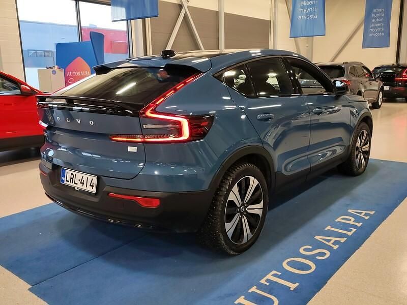 Käytetty Volvo C40 Plus 300 kW (408 HP) 2023 Sininen Katumaasturi